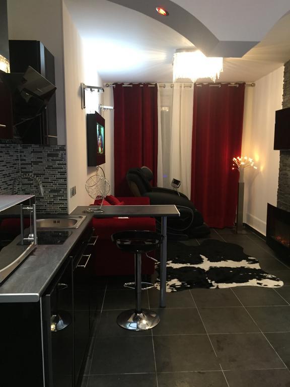 Le Love Spa Lyon Eksteriør billede