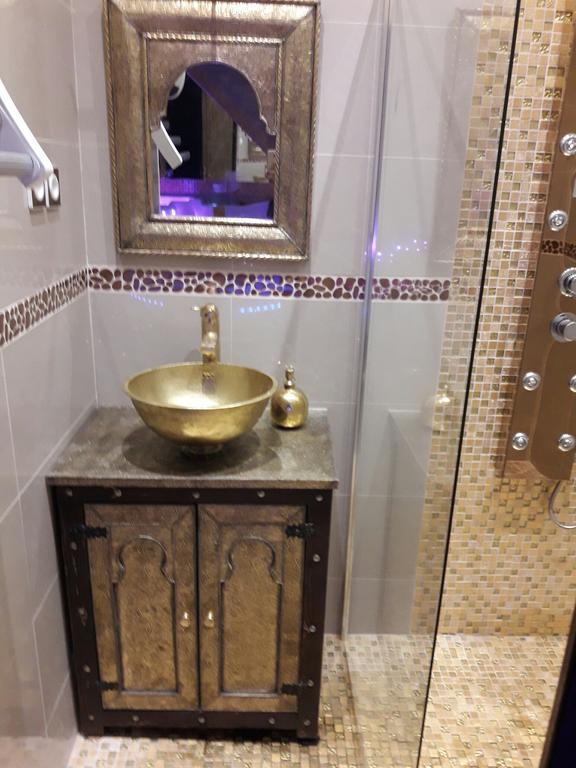 Le Love Spa Lyon Eksteriør billede