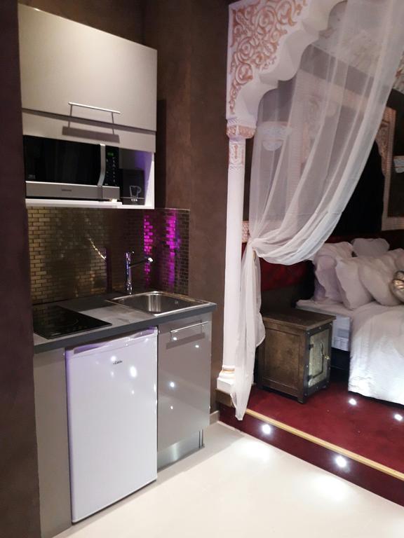 Le Love Spa Lyon Eksteriør billede
